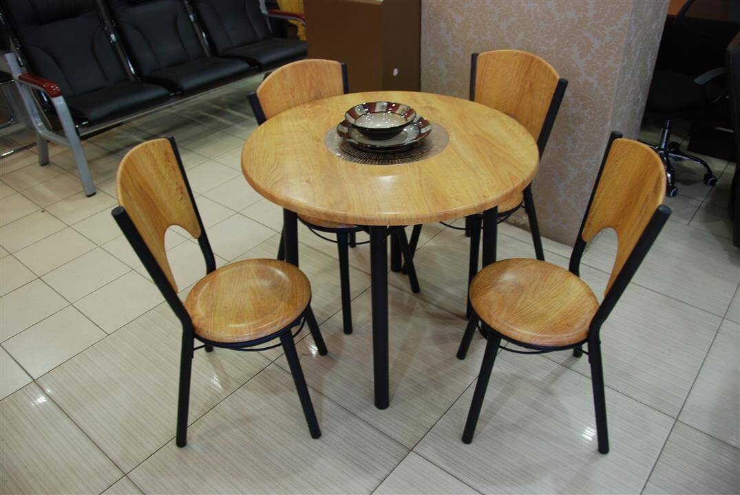makayla-dining-table-3
