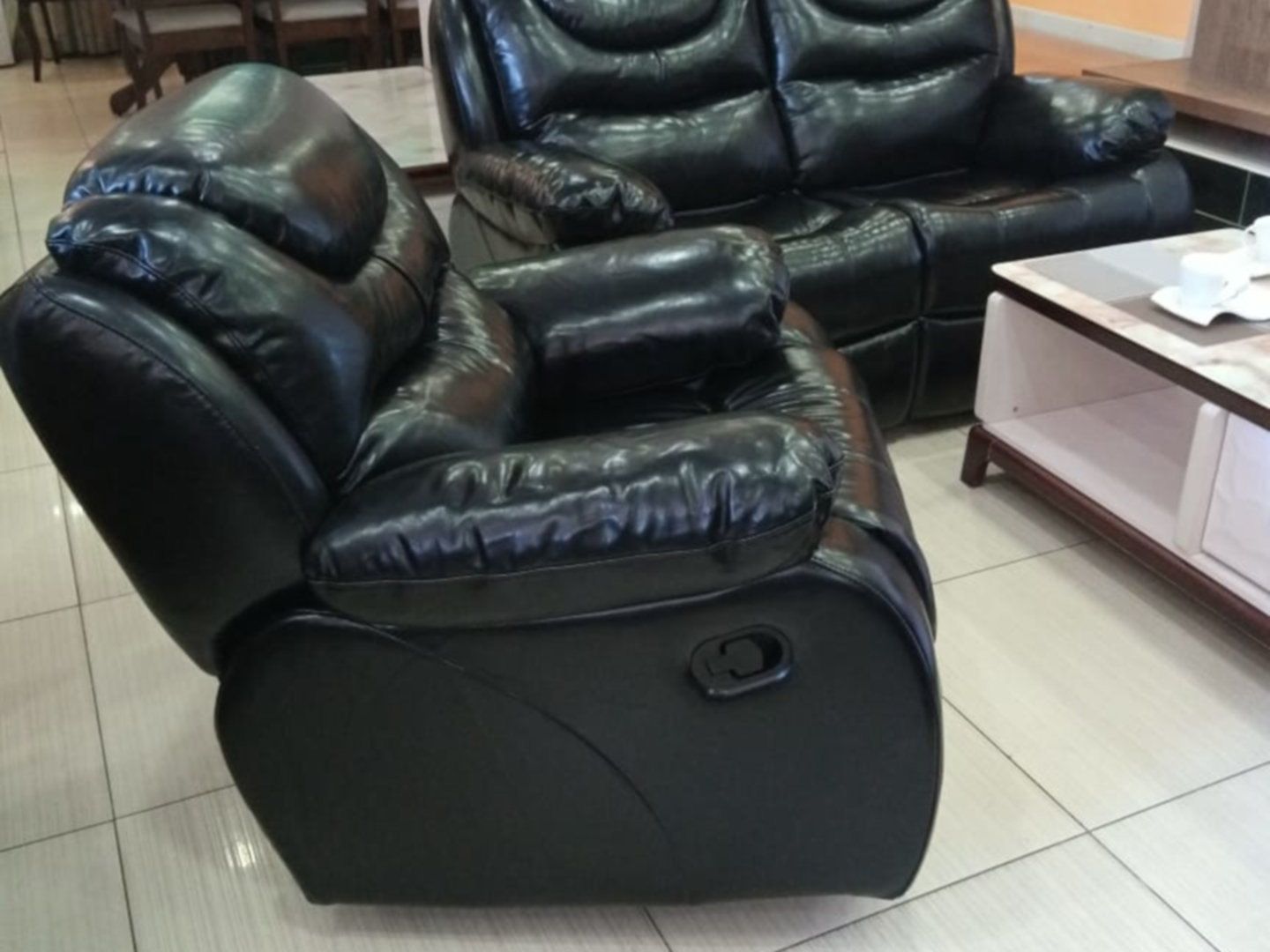 pure-leather-recliner-sofas-black-5