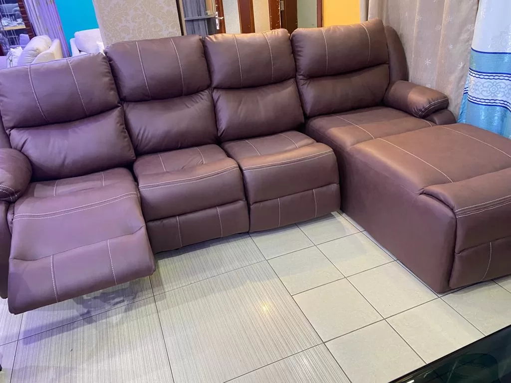 Miam chocolate brown L-shaped 6-seater sectional recliner.