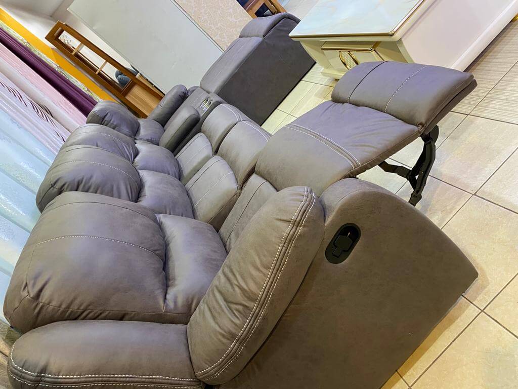 Miam dark brown L-shaped 6-seater sectional recliner.
